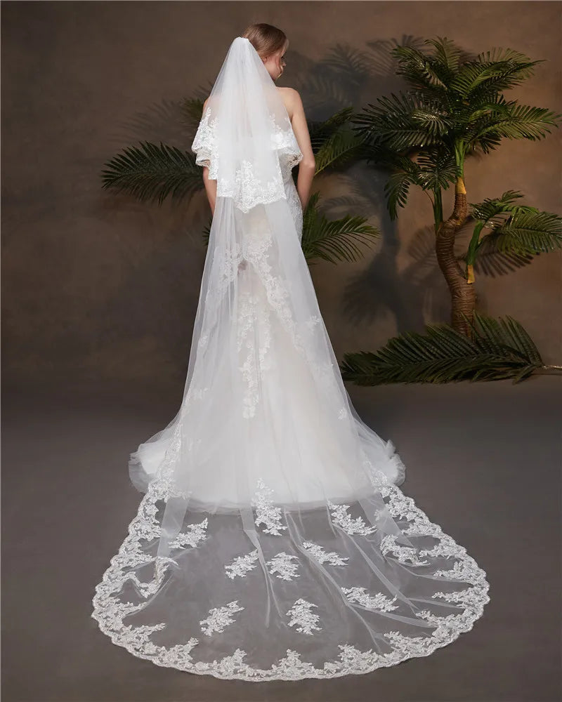 Luxurious 3M Lace-Edged Cathedral Bridal Veil with Comb
